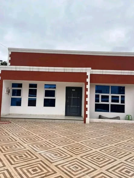 DECENT 4-BEDROOM BURGALOW HOMEFOR SALE@ PANTANG photo 1