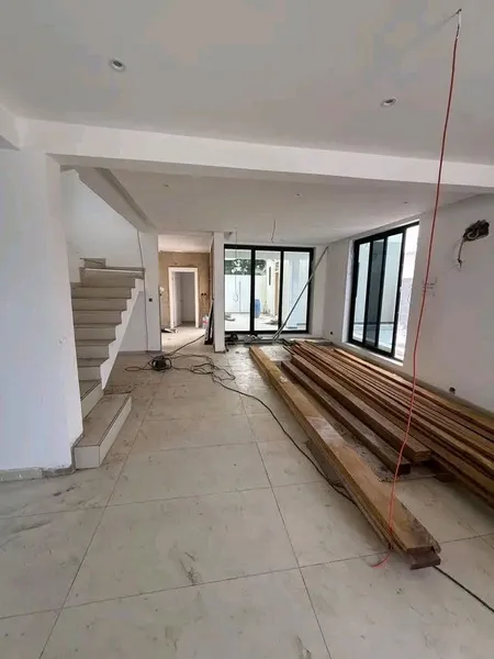MODERN4-BEDROOM TOWNHOUSE FOR SALE@ LABONE photo 5