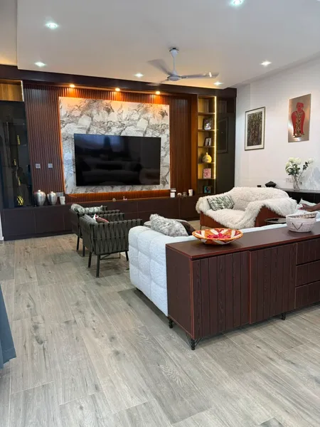 MODERN3-BEDROOM DUPLEX HOME +BQ FOR SALE@ SPINTEX photo 2