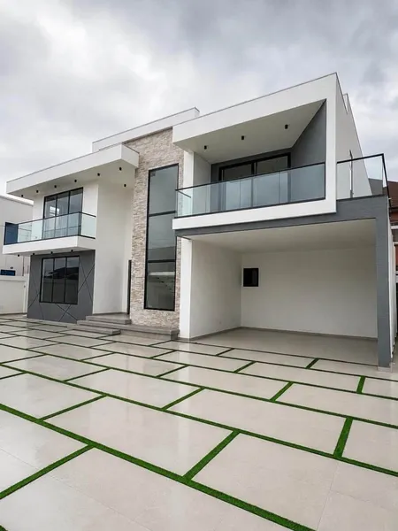 modern 4bedroom townhouse for sale@ adjringanor
