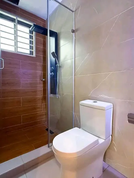 ULTRA MODERN 4-BEDROM TOWNHOME FOR SALE@ EAST LEGON;$270K photo 4