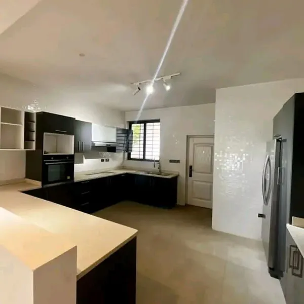 CONTEMPORARY 5-BEDTOOM VILLA HOME FOR SALE@ EAST AIRPORT photo 4