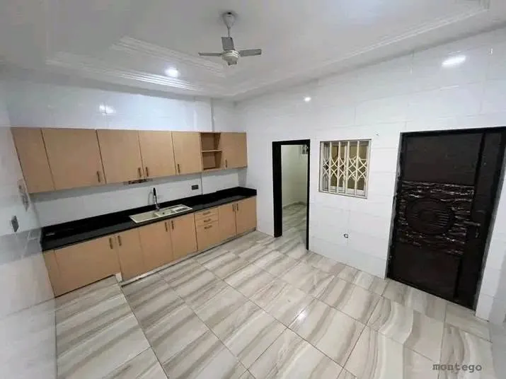MODERN 4-BEDROOM SEMI FURNISHED TOWNHOME TO LET@ EAST LEGON photo 3