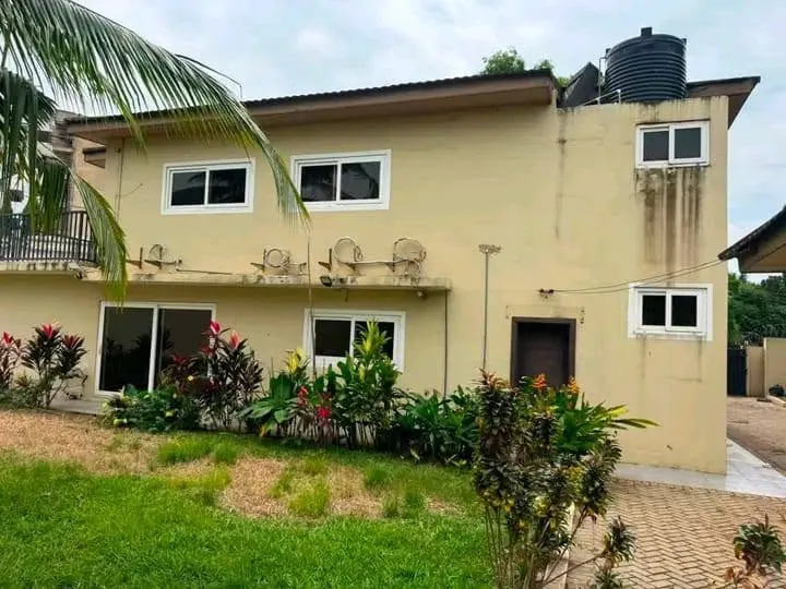 RENOVATED 4BEDROOM RESIDENTIAL HOME TO LET@ CANTONMENT photo 9