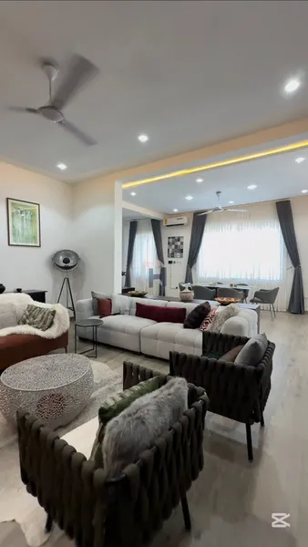 MODERN3-BEDROOM DUPLEX HOME +BQ FOR SALE@ SPINTEX photo 3