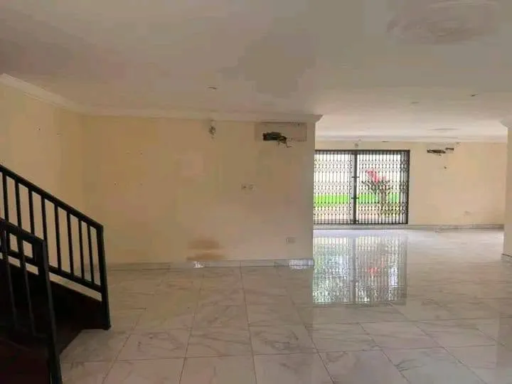 RENOVATED 4BEDROOM RESIDENTIAL HOME TO LET@ CANTONMENT photo 6