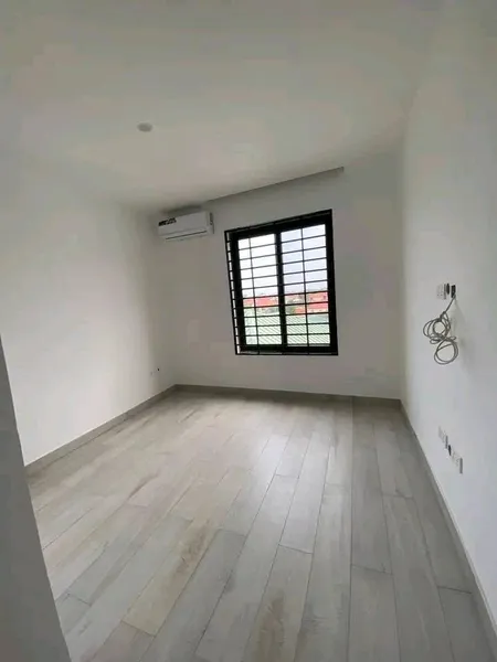 MODERN 2BDROOM RESIDENTIAL HOUSE FOR SALE@SPINTEX photo 7