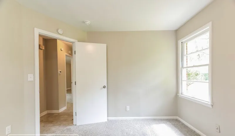 A BEAUTIFUL 3 BEDROOMS FAMILY HOME AVAILABLE FOR RENT photo 7