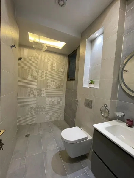 LUXURIOUS 1&2-BEDRPPM FURNISHED FLAT FOR SALE@ OSU photo 7