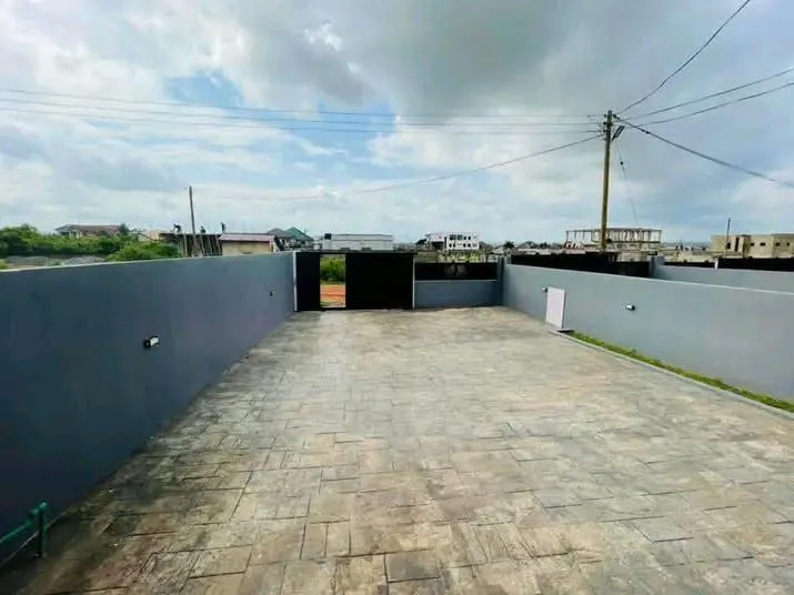MODERN 3-BEDROOM HOME FOR SALE@ EAST LEGON HILL photo 12