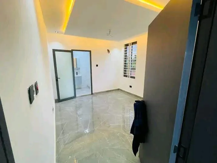 MODERN 3-BEDROOM HOME FOR SALE@ EAST LEGON HILL photo 4