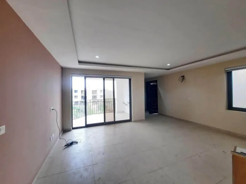 EXECUTIVE 4-BEDROOM TOWNHOUSE TO LET@ ROMAN RUDGE photo 11