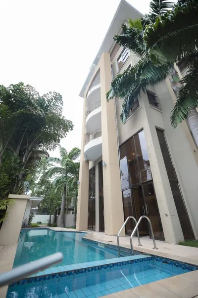 MODERN 1-BEDROOM APARTMENT FOR SALE@ CANTONMENT photo 3
