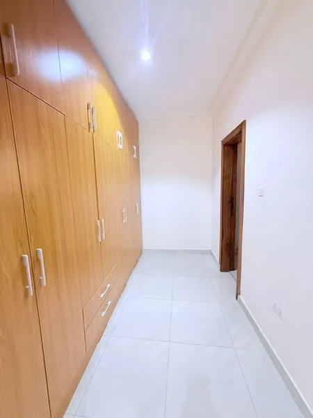 MODERN 3 BEDROOM HOUSE FOR RENT@ EAST AIRPORT photo 4