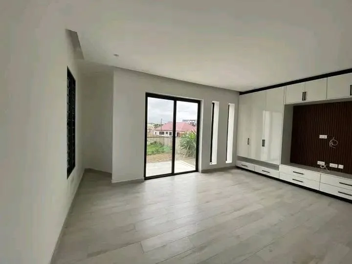 MODERN 2BDROOM RESIDENTIAL HOUSE FOR SALE@SPINTEX photo 6