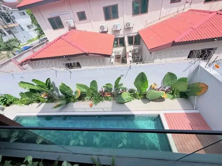 MODERN 4-BEDROOM +BQ TOWNHOME TO LET@ CANTONMENT photo 8