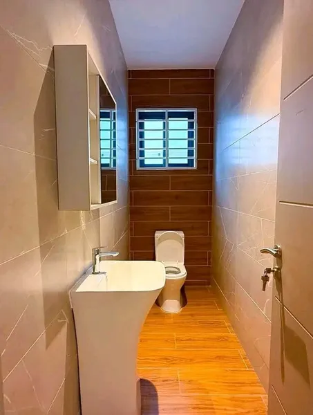 ULTRA MODERN 4-BEDROM TOWNHOME FOR SALE@ EAST LEGON;$270K photo 7