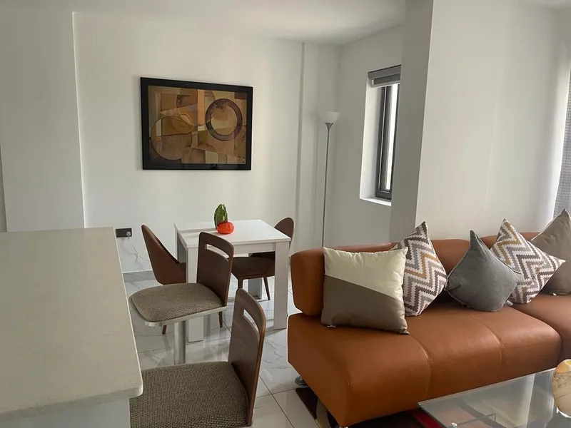 luxury 1-bedroom serviced apartment to let@ North labone photo 13