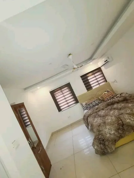FULY FURNISHED 2BEDROM SEMIETACHED HOMETO LET@ SPINTEX MANET photo 10
