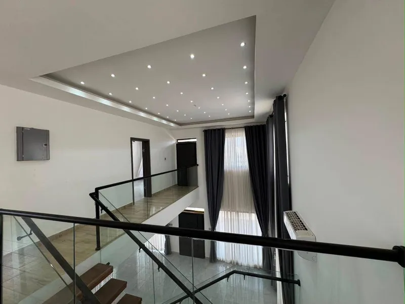 EXECUTIVE3-BEDROOMDETACHED HOUSE FOR SALE@ AMRAHIA photo 3