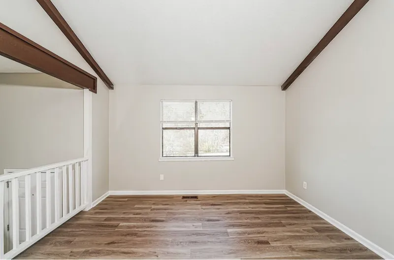 A SPACIOUS 3 BEDROOMS FAMILY HOME AVAILABLE FOR RENT photo 3