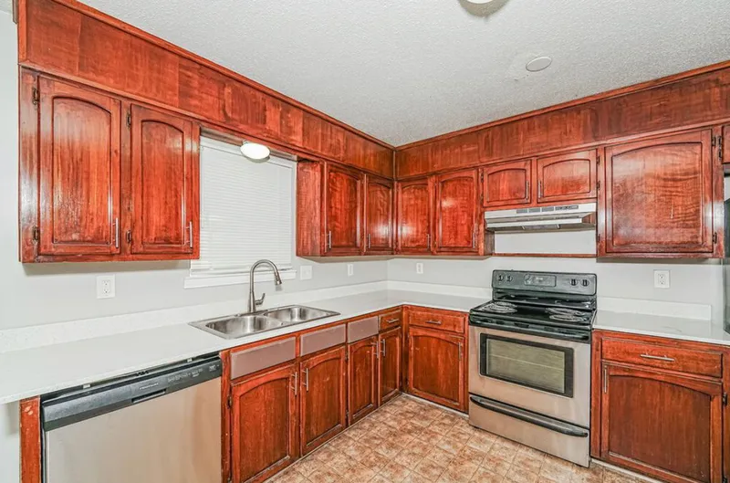 A BEAUTIFUL 3 BEDROOMS FAMILY HOME AVAILABLE FOR RENT photo 6