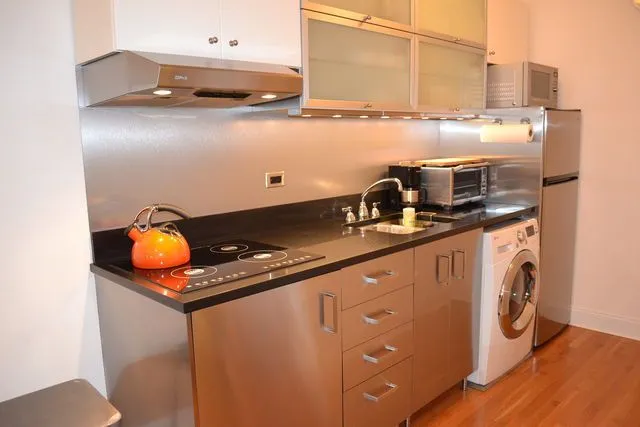 SPACIOUS 1 BED/ 1 BATH APARTMENT IN DOWNTOWN PALO ALTO photo 10