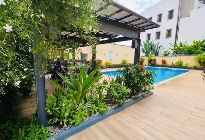 MODERN5BEDROOM TOWNHOUSE TO LET@ CANTONMENT photo 9