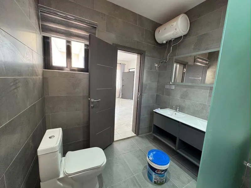EXECUTIVE3-BEDROOMDETACHED HOUSE FOR SALE@ AMRAHIA photo 4